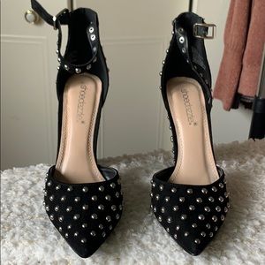 Shoe Dazzle Shoes - Stud pumps Shoe Dazzle Shoes - Stud pumps